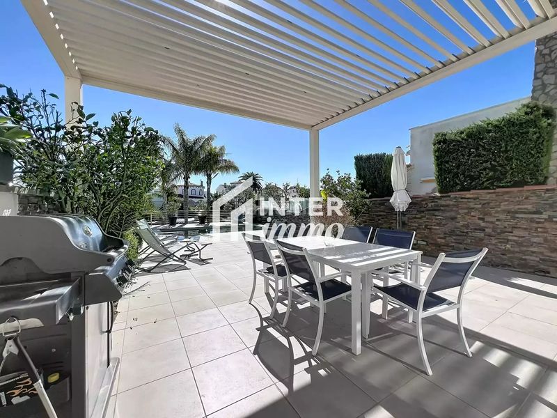 Foto f00dc1dd-7fc1-4cd8-9b48-62e1a65064ca. Casa amb piscina a Tordera - Fluvià - Llobregat Empuriabrava