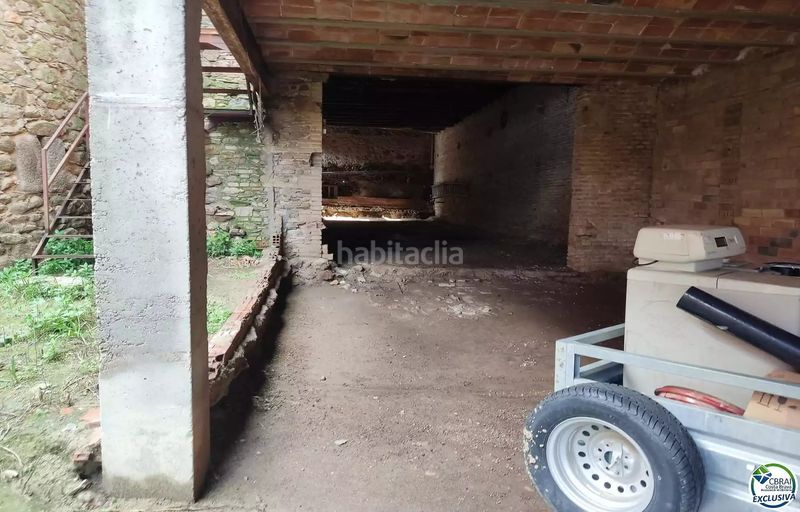 Foto da338b16-3c5c-41ec-af91-87cca579652c. Xalet a carrer castello 5 a Peralada