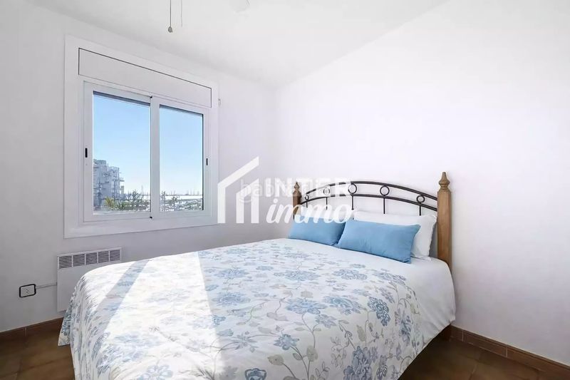 Foto 80bb9402-eee7-4b44-8c7c-ea727aab5e80. Apartament a calle de l'arquitecte gaudi 15 a Centre Roses