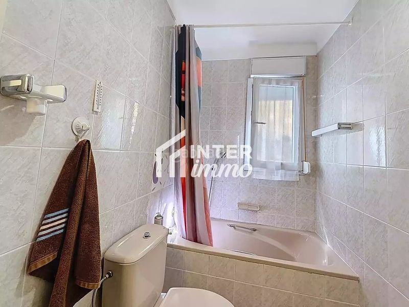 Foto 9c1a3d8f-c068-4cc7-ab8d-fe907672fe75. Casa amb piscina a Puigmal - Mas Nou Empuriabrava