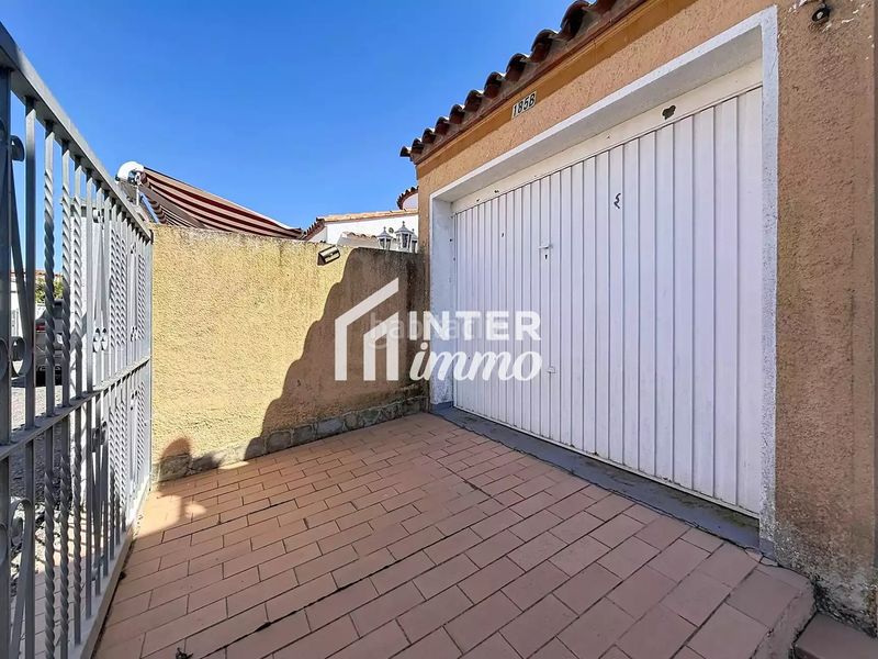 Foto fc09d244-ff7c-44c4-a285-940f09a3890b. Casa amb piscina a Puigmal - Mas Nou Empuriabrava