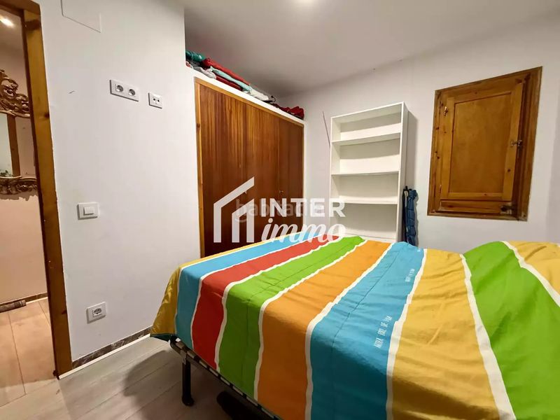 Foto 0d84fd51-8a1f-4056-a5f8-7776066534c8. Piso en avenida de rhode 129 en venta apartamento reformado 2 dormitorios en el centro a 50m del mar en Roses