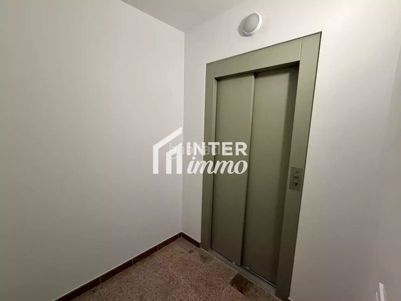 Foto ec5707ad-8ef3-4e6c-bb9d-cd317d2f8c01. Piso en avenida de rhode 129 en venta apartamento reformado 2 dormitorios en el centro a 50m del mar en Roses