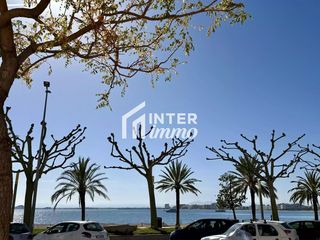Etagenwohnung in Avenida de rhode 129. En venta apartamento reformado 2 dormitorios en el centro de ros