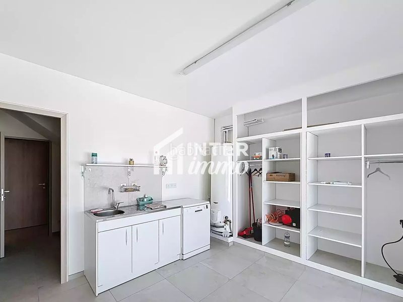 Foto 7b74552d-76f0-4b67-89a0-23c2bf867b88. Casa amb aparcament a Peni Empuriabrava