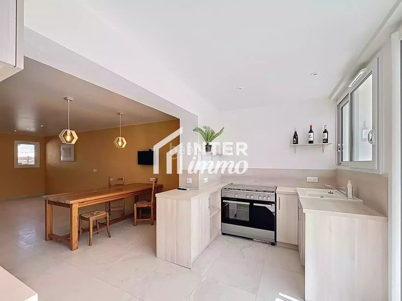 Foto b42a9b13-0108-4de2-bf62-fc9ce0da93e2. Casa amb aparcament a Peni Empuriabrava