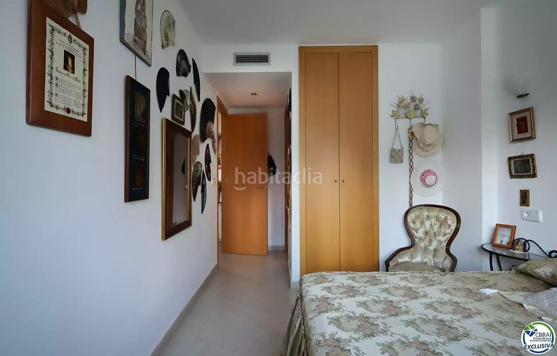 Foto 7b95f58b-f351-43ef-9fb6-05c609bad940. Pis amb calefacció aparcament a La Vila Llançà