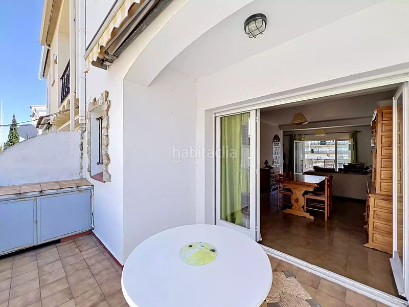 Foto cc419fd0-e3ba-4be8-ae46-647306ca520b. Casa amb aparcament a Port Grec - Port Moxó Empuriabrava