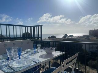 Appartement  Avenida jose diaz pacheco 129. Apartamento con licencia turística en almadrava, roses, cerca de
