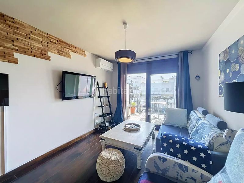 Foto e4553af9-5a49-4885-a6b0-ec9655e77402. Apartament amb aparcament a Alberes Empuriabrava