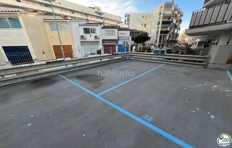 Foto dbd9c2cf-6310-412b-a02c-aefc9c8be2d6. Aparcament cotxe a Muga - Gran Reserva - Badia Empuriabrava