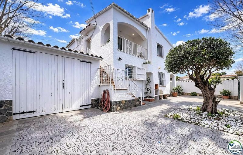 Foto 715d643a-d7cb-44df-a975-251acb4e6adc. Casa a Carlit - Montseny Empuriabrava