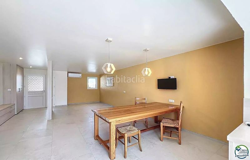 Foto 8a044724-48cf-4f25-8ddd-c7b1ba005e35. Casa a Peni Empuriabrava