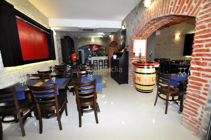 Foto 6fac45af-8675-4e15-8420-a78e274b8b59. Local comercial a Centre Roses