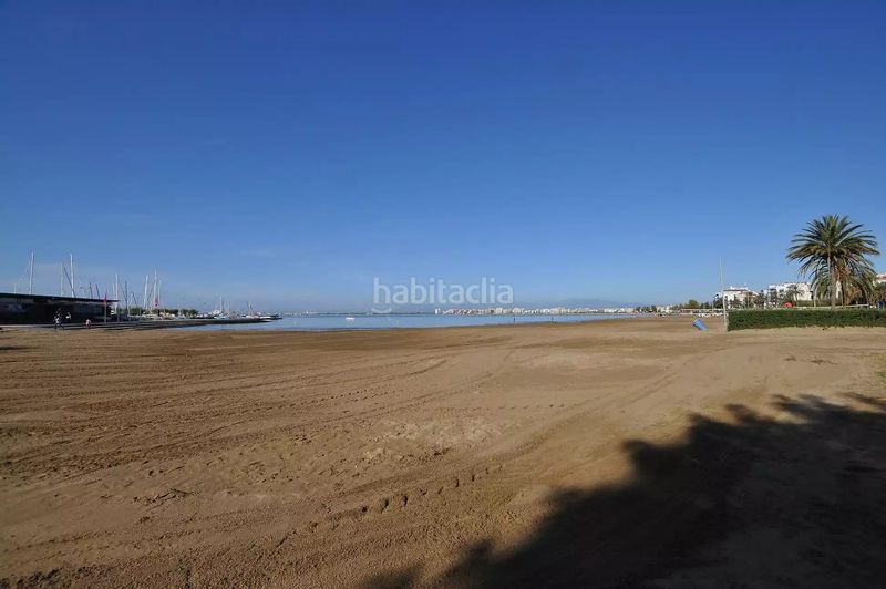 Foto b536c520-87f9-4f9a-81ea-d0c3b7de66dd. Local comercial a Centre Roses