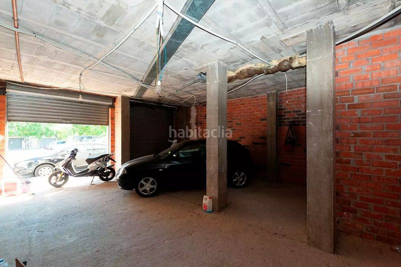 Foto 5ed7900a-d1d3-4047-8ed5-7b7f6fb2ef06. Local comercial local en Centre Roses