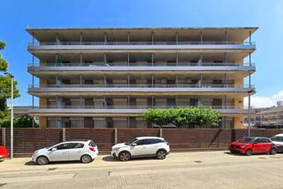 Flat  Joanot martorell. Apartamento en salatar con vista parcial al mar, gran terraza y