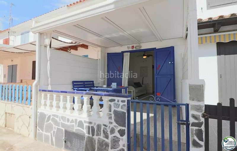 Foto 554af271-a77e-4ac7-9e23-c368a8462473. Casa a Sant Maurici Empuriabrava