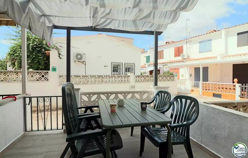 Foto aa524bad-7858-4af3-b172-c091333e7a78. Casa a Sant Maurici Empuriabrava