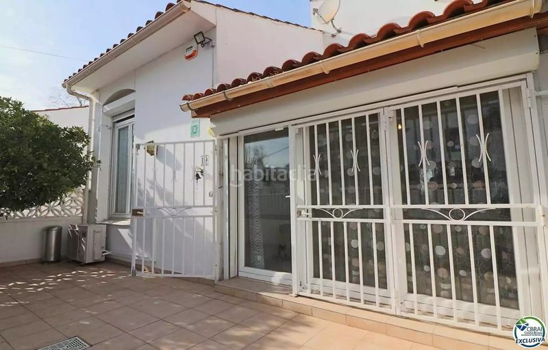 Foto 8dded3bf-b553-4082-ad69-4b3b91883e81. Casa amb calefacció a Carlit - Montseny Empuriabrava