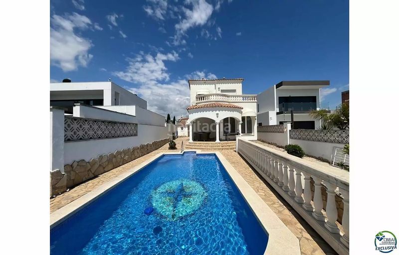 Foto 4483dba8-c5d9-47be-9189-cf722a8527f3. Casa amb calefacció piscina a Francolí - Freser - Noguera Empuriabrava