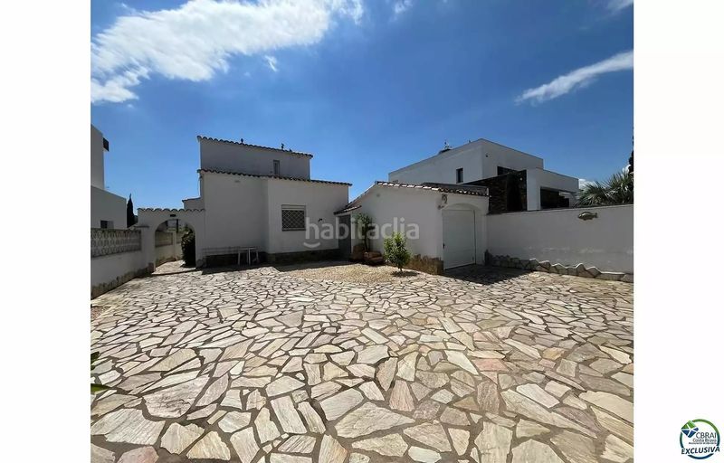 Foto 5ba6b474-2053-474c-9926-642f37102d46. Casa amb calefacció piscina a Francolí - Freser - Noguera Empuriabrava