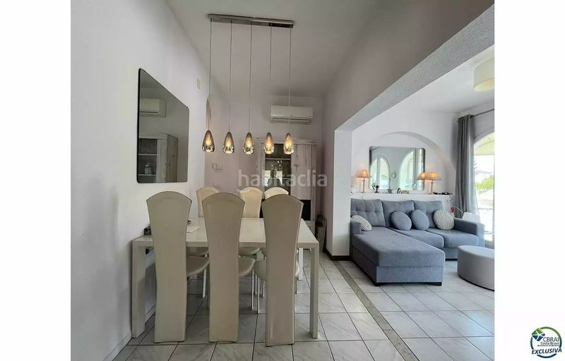 Foto af6ba7d3-58c2-4c0e-bc64-9c3480b550b2. Casa amb calefacció piscina a Francolí - Freser - Noguera Empuriabrava