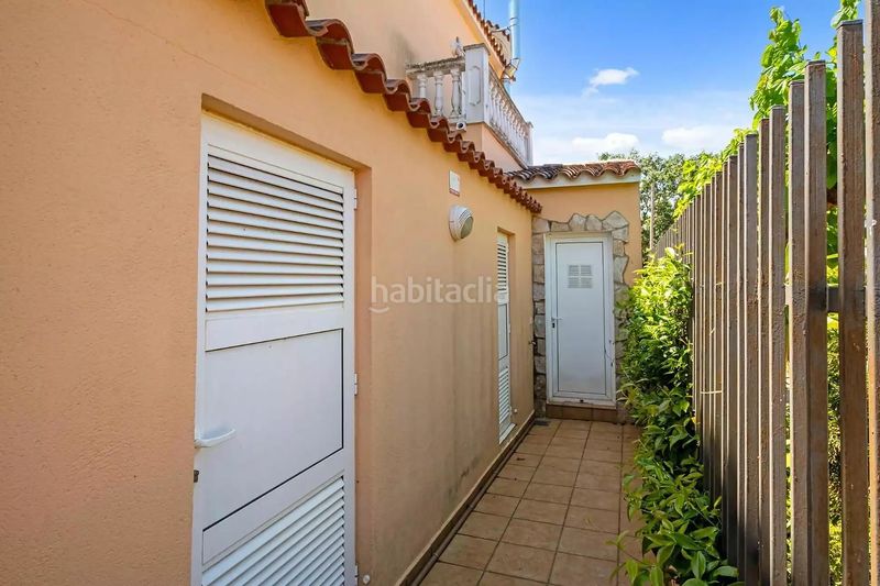 Foto bbf4e199-4d46-48e1-a207-55444693f88a. Casa amb calefacció piscina a Puigmal - Mas Nou Empuriabrava