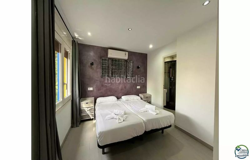 Foto ea6ef4d6-ac53-4659-a5bf-e2b8a5cc09e3. Casa amb piscina a Carlit - Montseny Empuriabrava