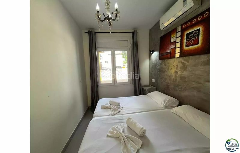 Foto f3f3632f-b12b-4276-8359-229ee37626c7. Casa amb piscina a Carlit - Montseny Empuriabrava