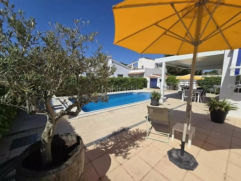 Foto 492922c5-f0da-4d1b-a8bf-cea4b64b180f. Casa amb calefacció piscina a Carlit - Montseny Empuriabrava