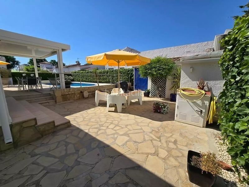 Foto a2ba1459-59b7-4e41-a135-bfb8d585bd59. Casa amb calefacció piscina a Carlit - Montseny Empuriabrava