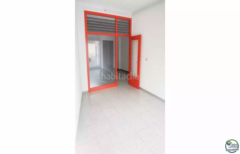 Foto c994ad72-c424-48f8-9854-0f8ae31b4b8f. Local comercial amb calefacció a Poble Nou-Olivar Gran Figueres