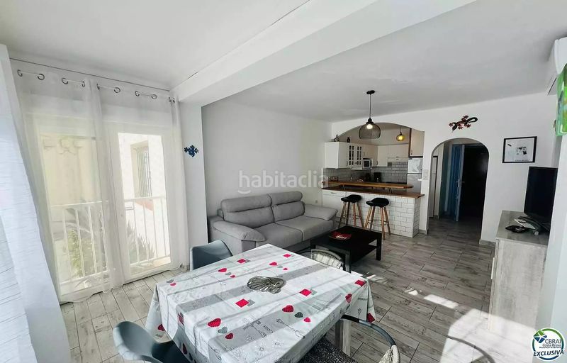 Foto 928ecf0b-132d-4d77-89ba-1bc13a3785b4. Pis a Salatar Roses