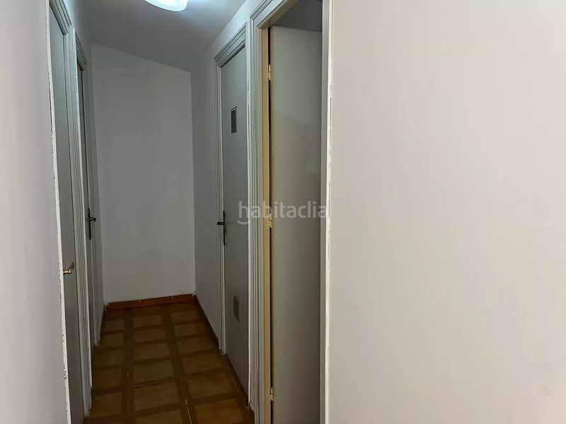 Foto 63e8f837-209b-471a-87da-8da2e34a04ab. Pis a Centre Roses