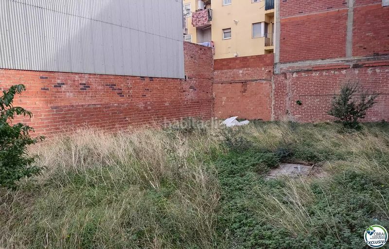 Foto 459a5e6f-dec0-4564-b4ea-8f21866b2439. Terreny residencial a Eixample-Horta Capallera Figueres