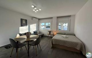 Flat  6342 locarosas. Estudio con licencia turistica