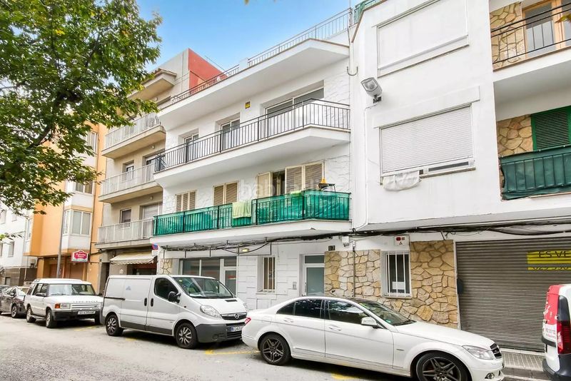 Foto 1869f18e-f342-4dac-aa5a-8859e4ea90cb. Local comercial amb calefacció a Centre Roses