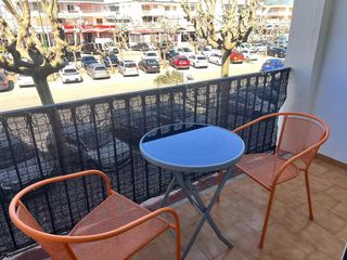 Flat  Gran reserva carrer de les flors. Gran reserva encantador apartamento de 1 dormitorio con terraza