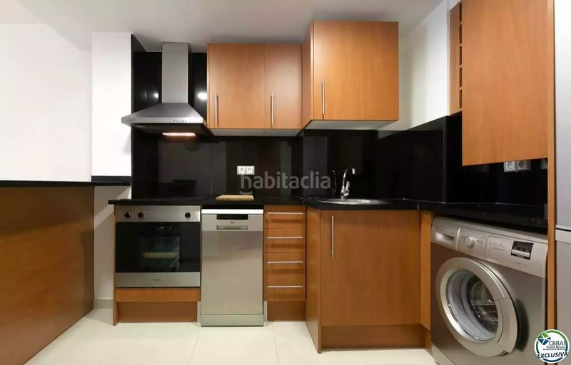 Foto b6417662-18f3-4322-ac29-52264a145a3f. Pis a Centre Roses
