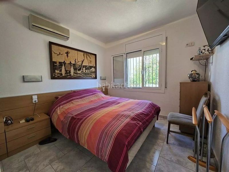 Foto ad751e80-86a1-4536-bc8b-8fb2b0a8fa72. Casa amb piscina a Peni Empuriabrava