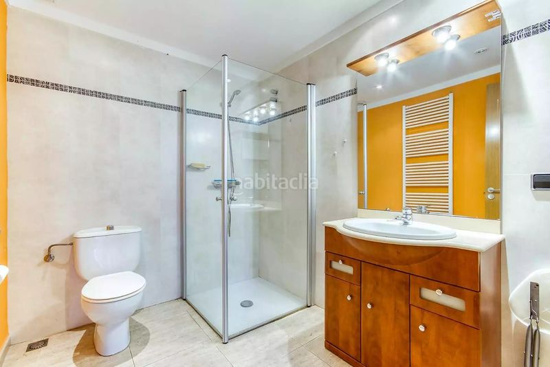 Foto cc3047e3-b22f-4c39-be26-c2df2bb4a84a. Casa amb calefacció a La Vila Llançà