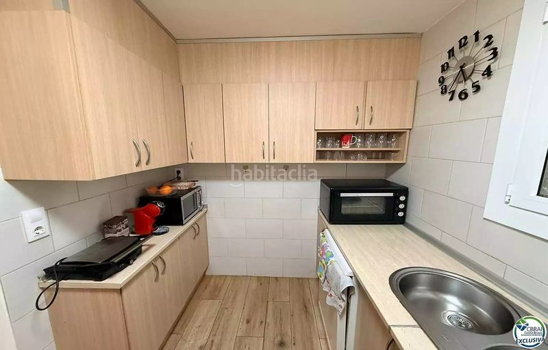 Foto 2fb2019d-fa3f-4bd2-8359-70e6f5347270. Pis amb calefacció a Centre Roses