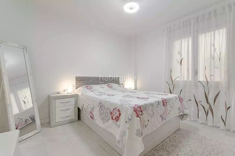 Foto 87a244e3-2382-4249-95ba-4f171ea97c76. Pis a Centre Roses
