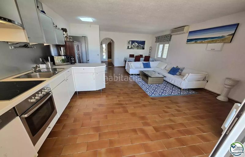 Foto 07d91845-251e-4084-930f-a5bc24949b96. Pis a Salins - Cavall de Mar Empuriabrava