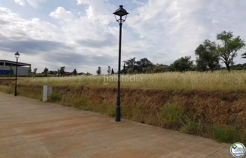 Foto b080f4b5-f47e-4c64-8944-fe2490a11f54. Terreny residencial a Darnius