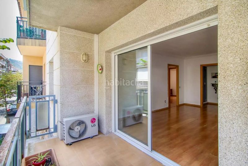 Foto f5cd6a0a-8975-4c23-a386-41f59722ea90. Pis amb calefacció a Centre Roses