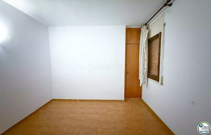 Foto 4450cbce-647e-4406-a7fa-cdb8e2051614. Pis a Centre Roses