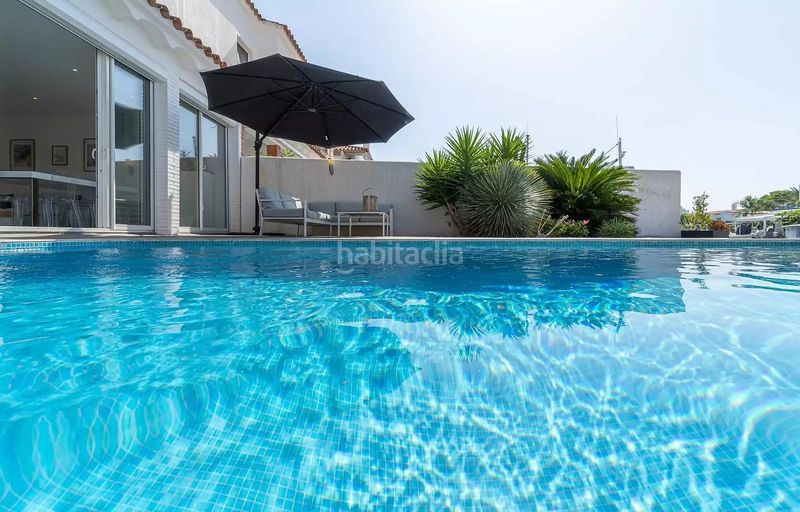 Foto eb09a0f9-e563-4fab-933a-7a4ad58f4759. Casa amb calefacció piscina a Santa Margarida Roses