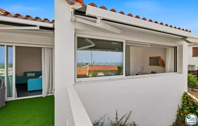 Foto f493d2ee-2fc2-4c5d-92ae-cb0075273e30. Casa amb calefacció piscina a Nord Roses